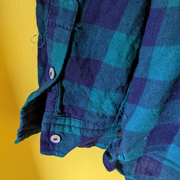 Top - Picture 4 of 4